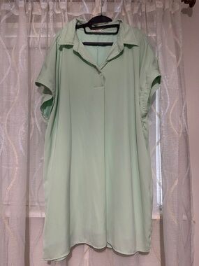entro Light Mint Green Relaxed Collared Tunic